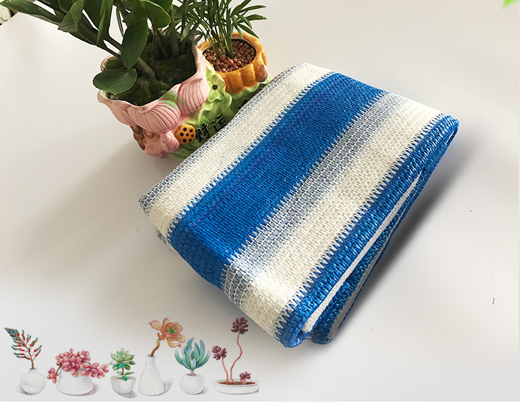 藍(lán)加白包邊透氣遮陽網(wǎng)